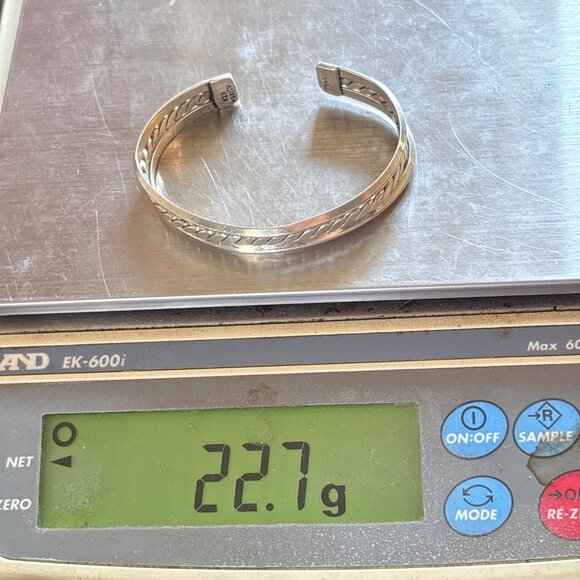 VTG Solid Sterling Silver 925 Twist Design Open Cuff Bracelet Size 7.5" Fit - Picture 10 of 11